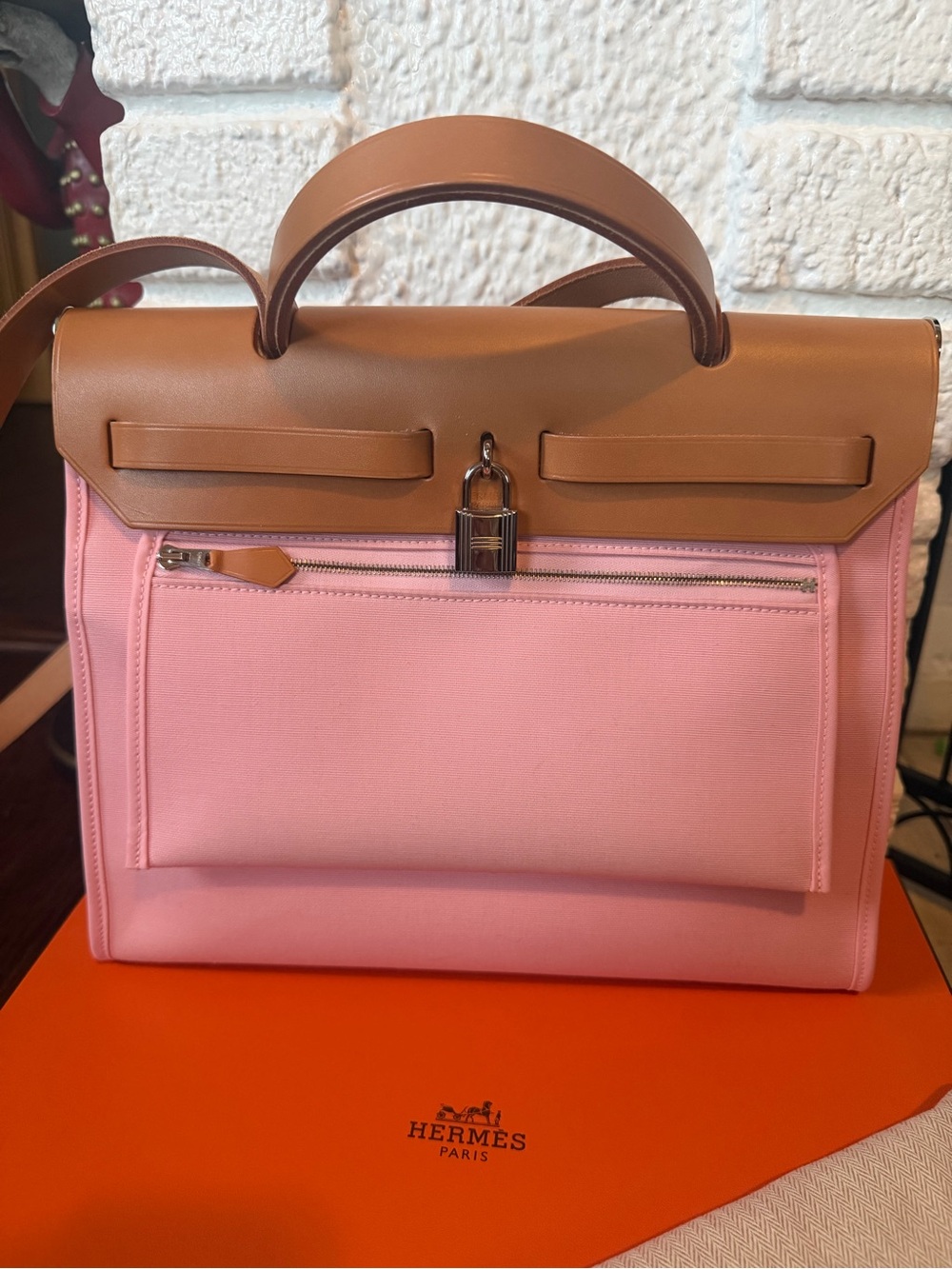 BRAND NEW! Hermès Herbag Zip PM two-way handbag. Pink canvas/brown leather. - Picture 4 of 9
